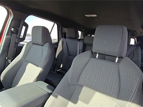 Used 2025 Toyota 4Runner SR5 image 14