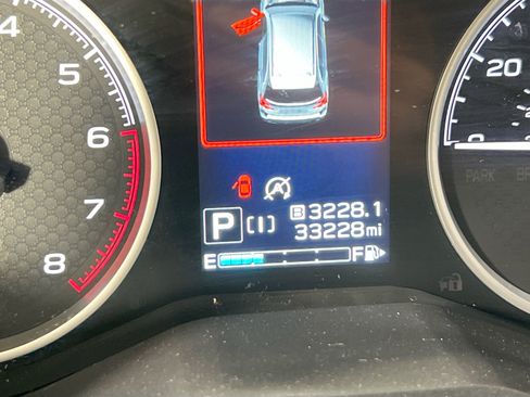 Used 2022 Subaru Forester Premium image 12