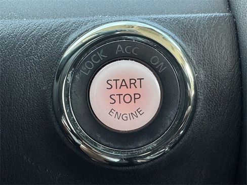 Used 2019 Nissan Armada Platinum w/ Captain's Chairs Package image 21