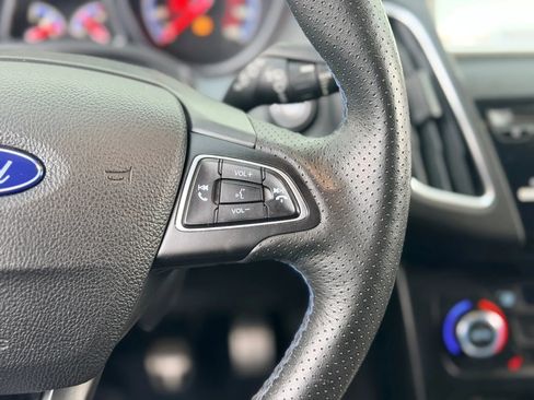 Used 2017 Ford Focus RS image 21