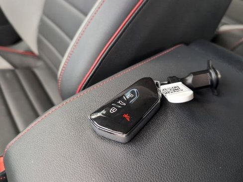 Used 2025 Volkswagen GTI SE w/ SE Leather Seating Package FWD image 31