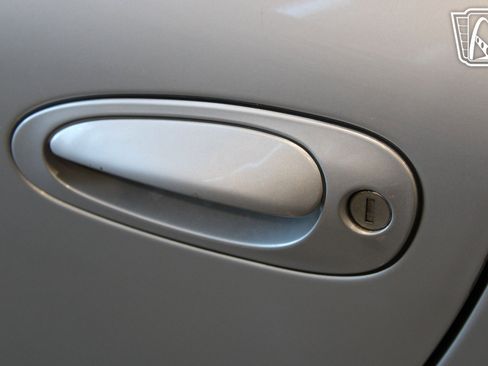 Used 1999 Porsche 911 image 35