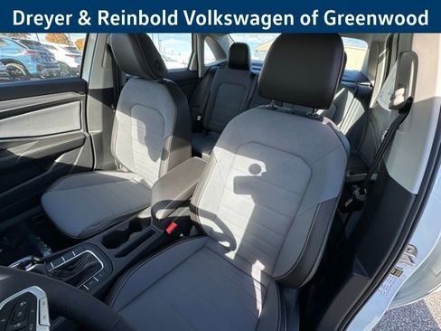 New 2026 Volkswagen Jetta SE image 27