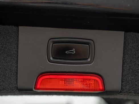 Used 2012 Porsche Cayenne S AWD/4WD image 11