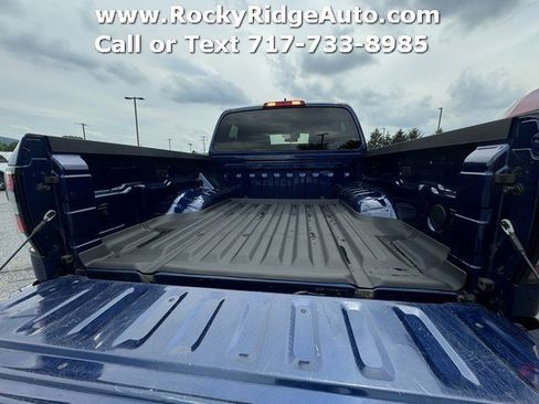 Used 2023 Nissan Frontier SV w/ Tow Package AWD/4WD image 7