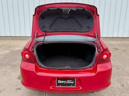 Used 2014 Dodge Avenger SE FWD image 16