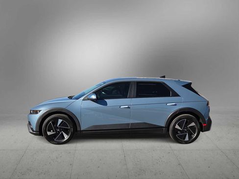 New 2026 Hyundai Ioniq 5 SE image 5