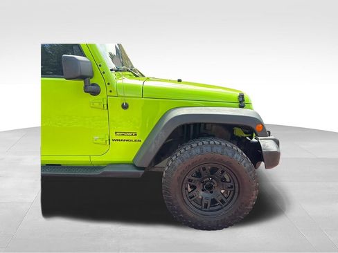 Used 2013 Jeep Wrangler Sport w/ Connectivity Group AWD/4WD image 29