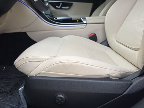 Used 2023 Mercedes-Benz C 300 4MATIC Sedan image 27