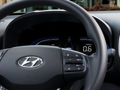 New 2026 Hyundai Venue SE image 14