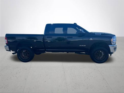 Used 2022 RAM 2500 Big Horn AWD/4WD image 6