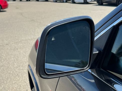 Used 2014 Jeep Grand Cherokee Overland w/ Advanced Technology Group image 8