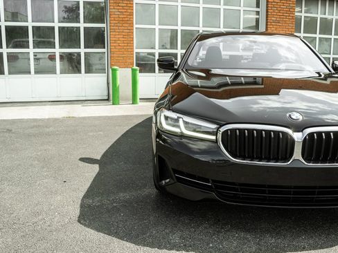 Used 2023 BMW 540i xDrive w/ Premium Package AWD/4WD image 35