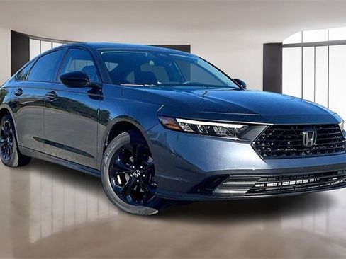 Used 2025 Honda Accord SE image 3