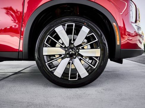 New 2026 Mitsubishi Outlander SE image 11