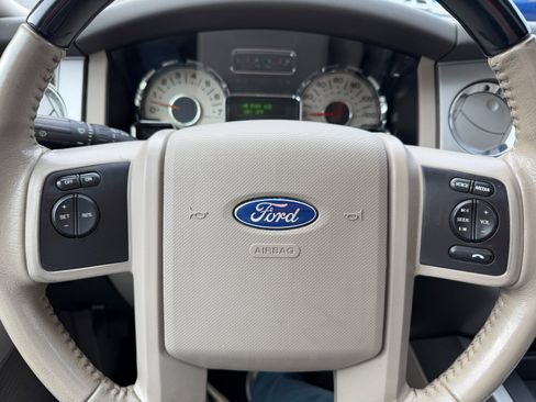 Used 2013 Ford Expedition Limited image 13
