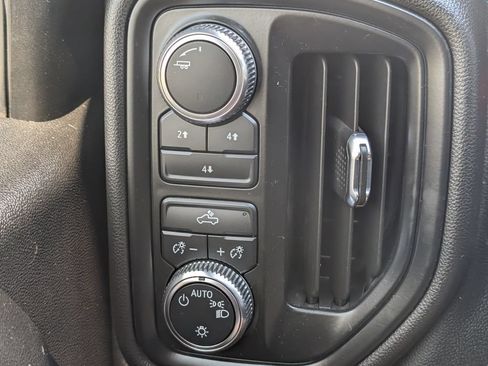 Used 2022 GMC Sierra 3500 Pro w/ Convenience Package AWD/4WD image 11