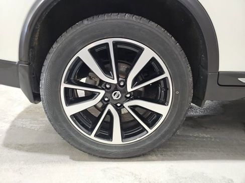 Certified 2020 Nissan Rogue SL w/ Premium Package image 28