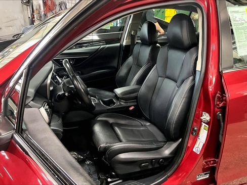 Used 2020 Subaru Legacy Limited image 8