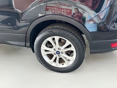 Used 2018 Ford Escape SE image 30