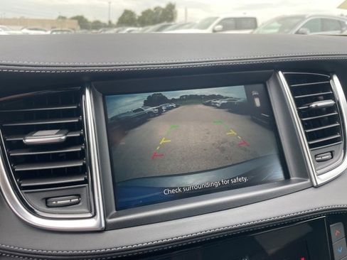 Certified 2025 INFINITI QX50 Pure image 18