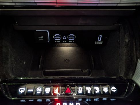 Used 2023 Jeep Grand Wagoneer Series III image 28