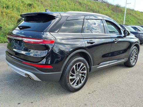Used 2021 Lincoln Corsair AWD w/ Equipment Group 101A image 3