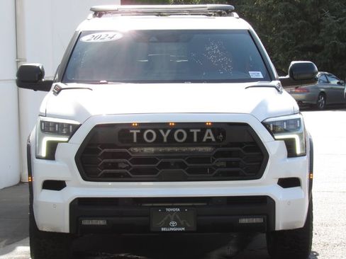 Used 2024 Toyota Sequoia TRD Pro AWD/4WD image 3