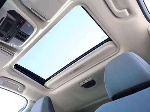 New 2026 Subaru Crosstrek 2.0i Premium image 8