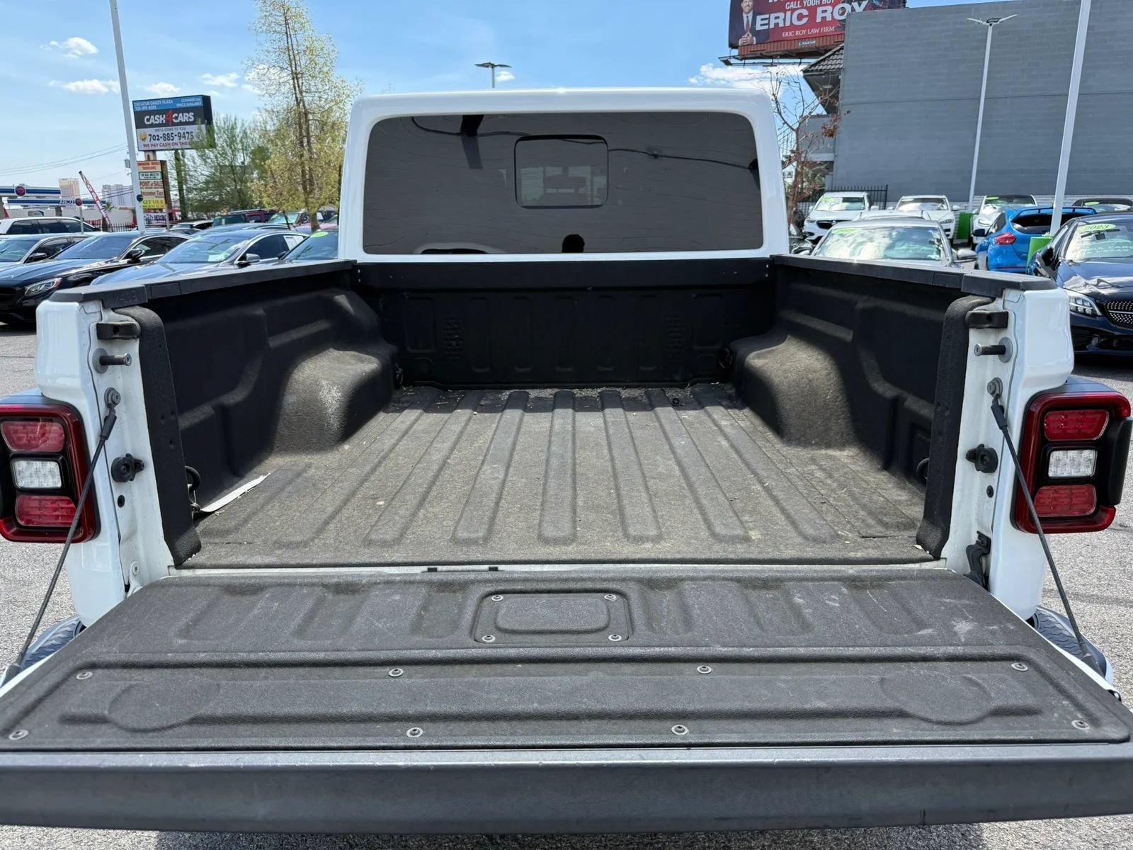 Used 2021 Jeep Gladiator Overland AWD/4WD image 30
