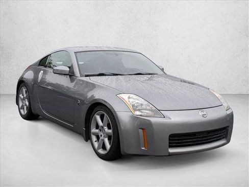 Used 2003 Nissan 350Z Touring RWD image 3