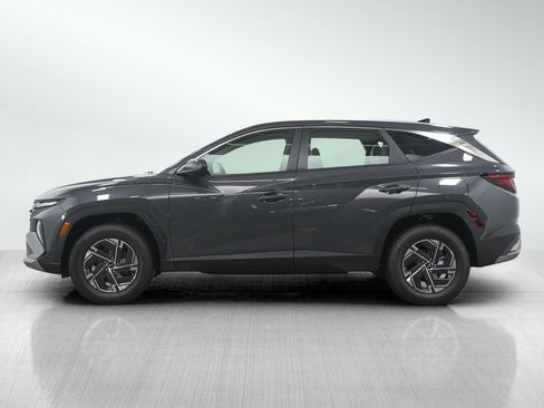 Certified 2026 Hyundai Tucson Blue SE w/ Tow & Go Package AWD/4WD image 2