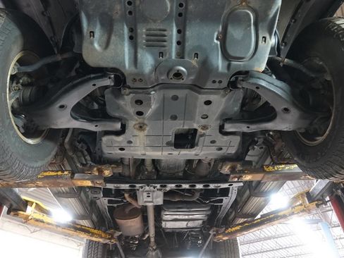 Used 2002 Toyota Land Cruiser AWD/4WD image 5
