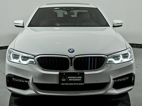 Used 2017 BMW 540i xDrive AWD/4WD image 4