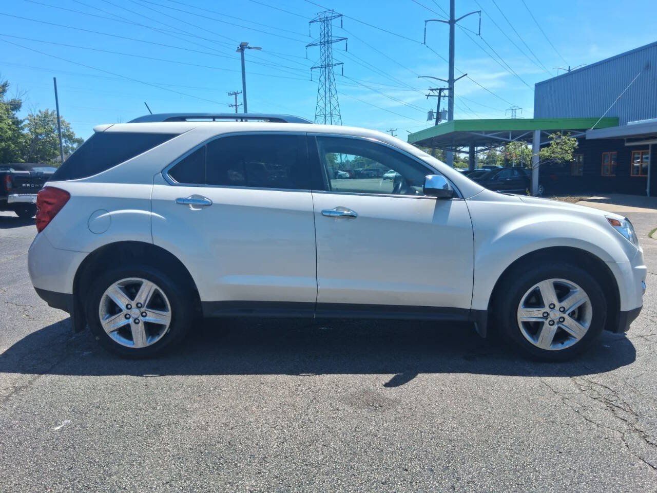 Used 2015 Chevrolet Equinox LTZ AWD/4WD image 4