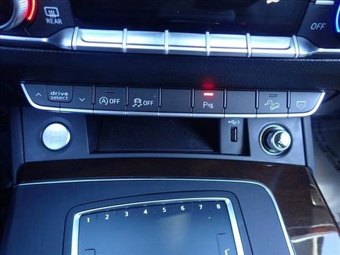 Used 2018 Audi Q5 2.0T Premium Plus image 25