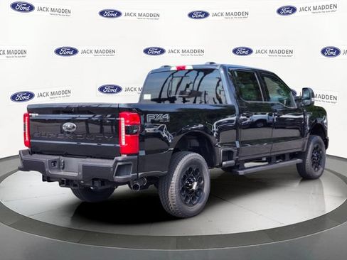New 2026 Ford F250 Lariat w/ Black Appearance Package AWD/4WD image 5