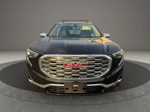 Used 2018 GMC Terrain Denali w/ Comfort Package image 2
