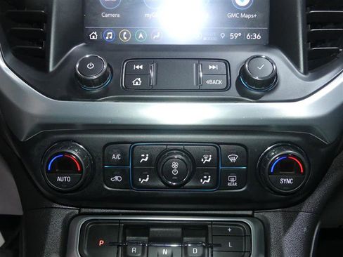 Used 2021 GMC Acadia SLT w/ Elevation Edition AWD/4WD image 39