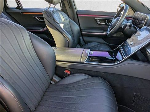 Used 2023 Mercedes-Benz S 580 4MATIC Sedan image 22