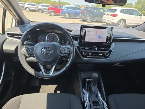 Used 2021 Toyota Corolla SE FWD image 12
