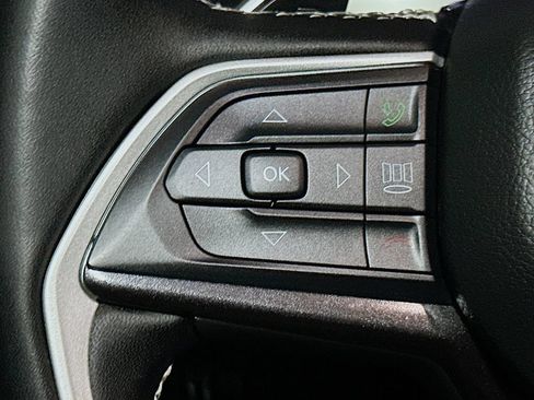 Used 2023 Jeep Grand Cherokee L Laredo w/ Luxury Tech Group I AWD/4WD image 28