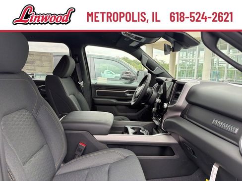 New 2026 RAM 1500 Big Horn AWD/4WD image 8