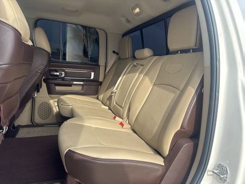 Used 2018 RAM 3500 Laramie Longhorn w/ Longhorn Southfork Package image 9