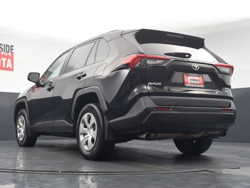 Used 2019 Toyota RAV4 LE w/ All Weather Liner Package AWD/4WD image 26