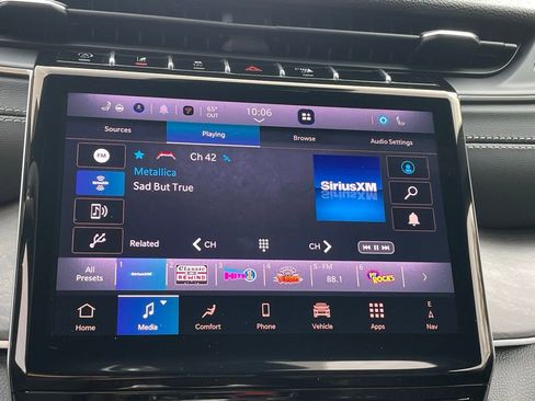 New 2025 Jeep Grand Cherokee L Limited w/ Black Appearance Package image 42