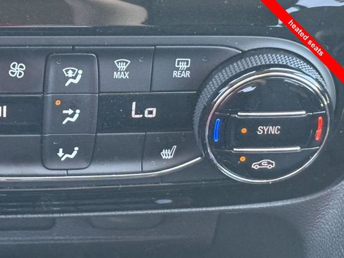 Used 2023 Buick Encore GX Select w/ Sport Touring Package FWD image 7