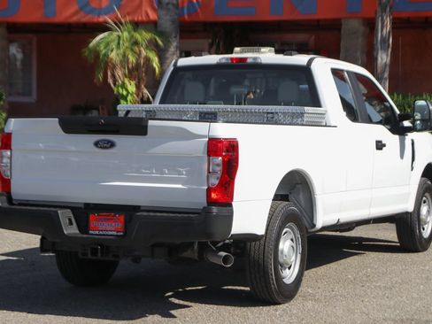 Used 2021 Ford F250 XL w/ Power Equipment Group RWD image 11