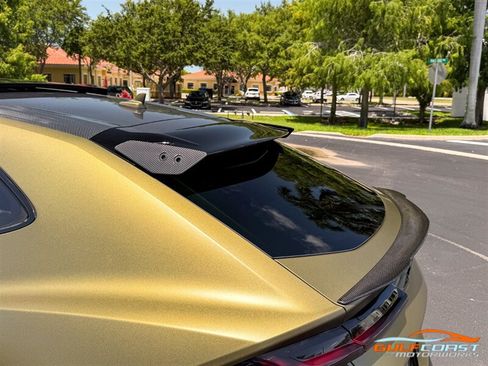 Used 2024 Lamborghini Urus Performante AWD/4WD image 55