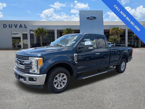 Used 2017 Ford F250 Lariat w/ Chrome Package RWD image 8